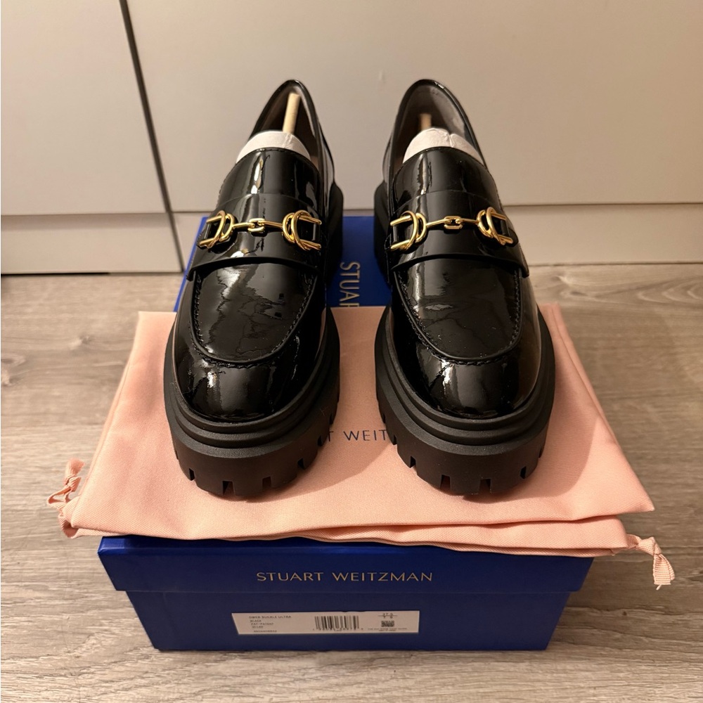 Stuart Weizmann Owen Buckle Ultra Lug Loafer - Black Patent - Picture 2 of 12